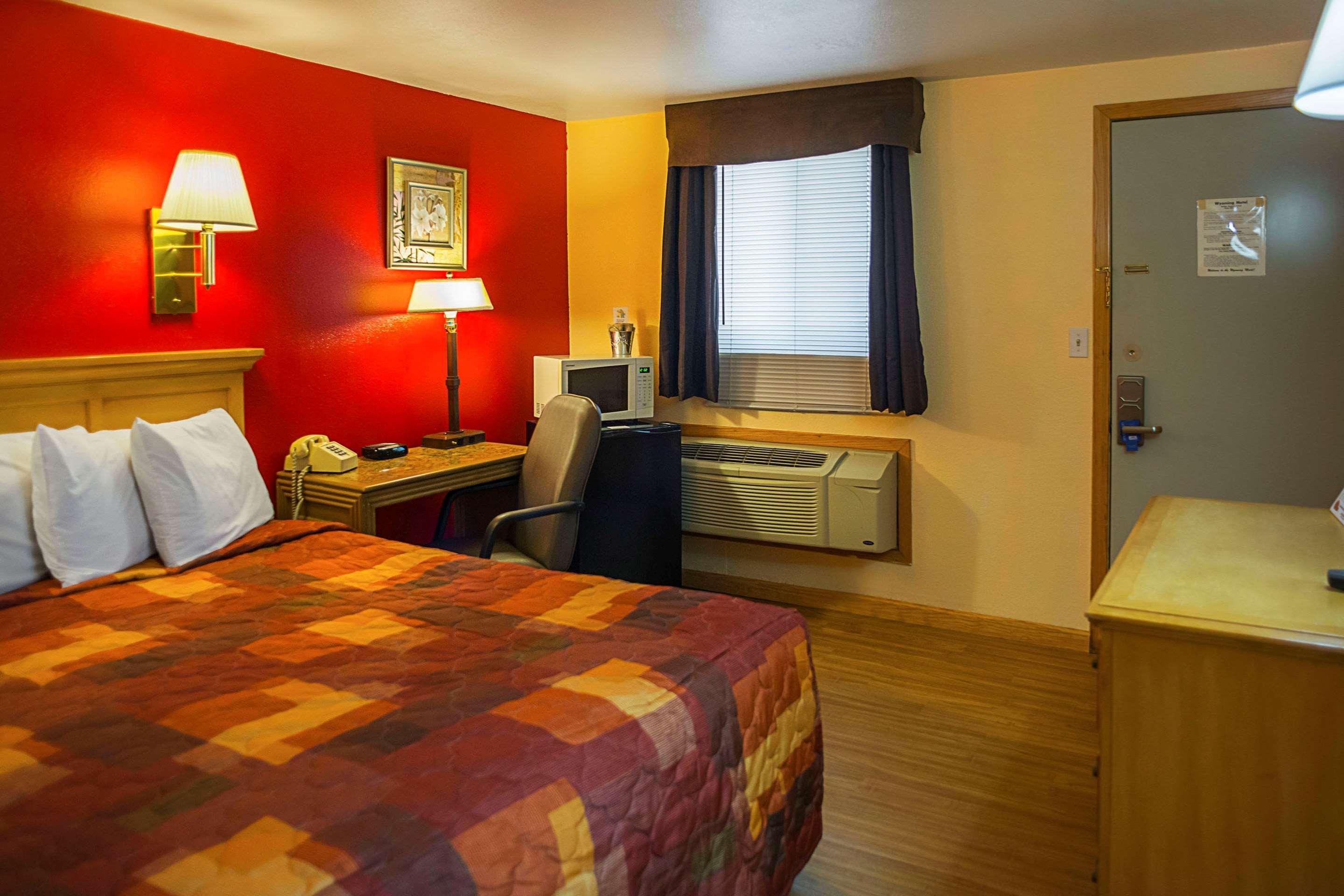 Rodeway Inn Buffalo Exteriér fotografie