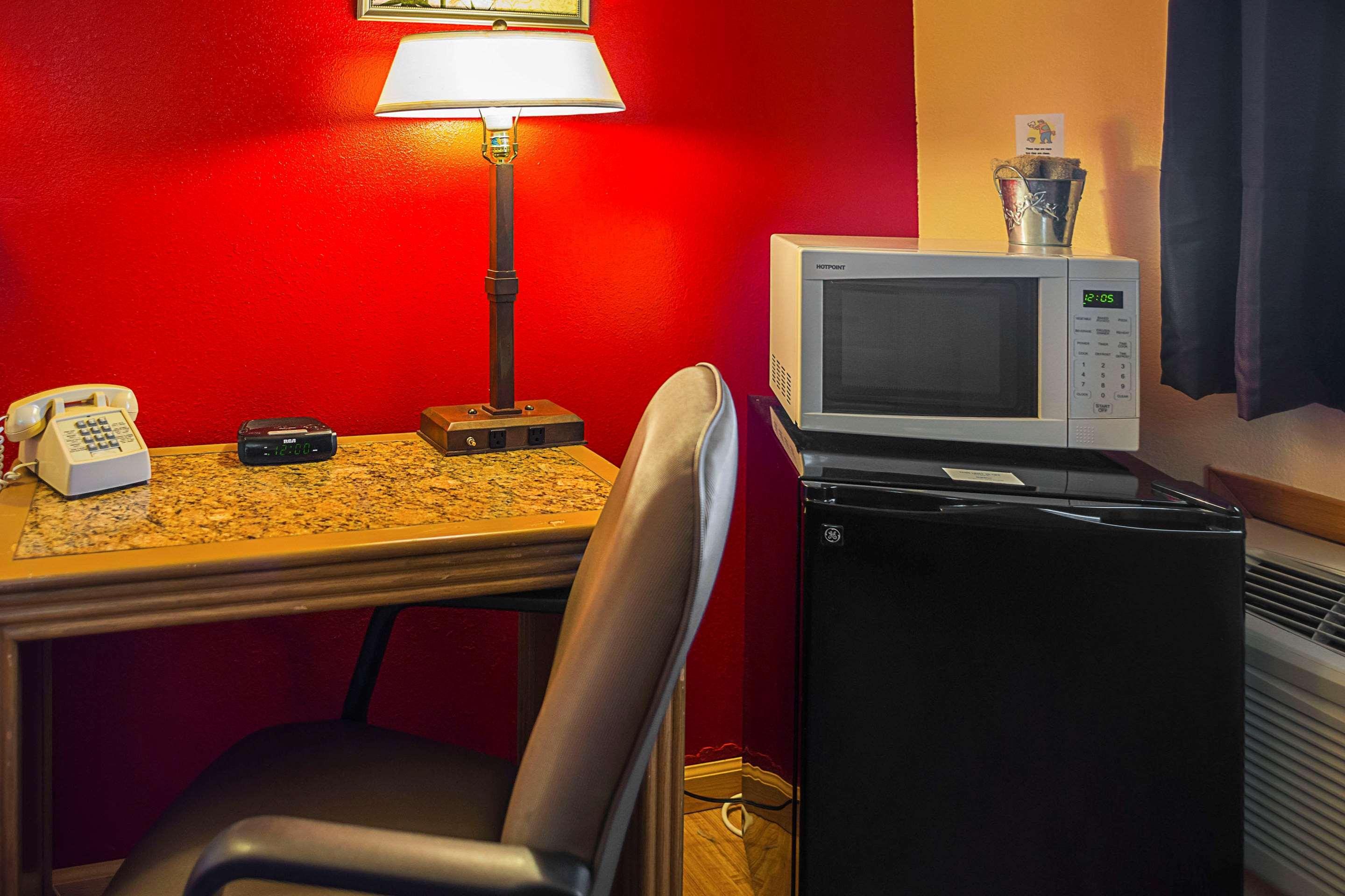 Rodeway Inn Buffalo Exteriér fotografie
