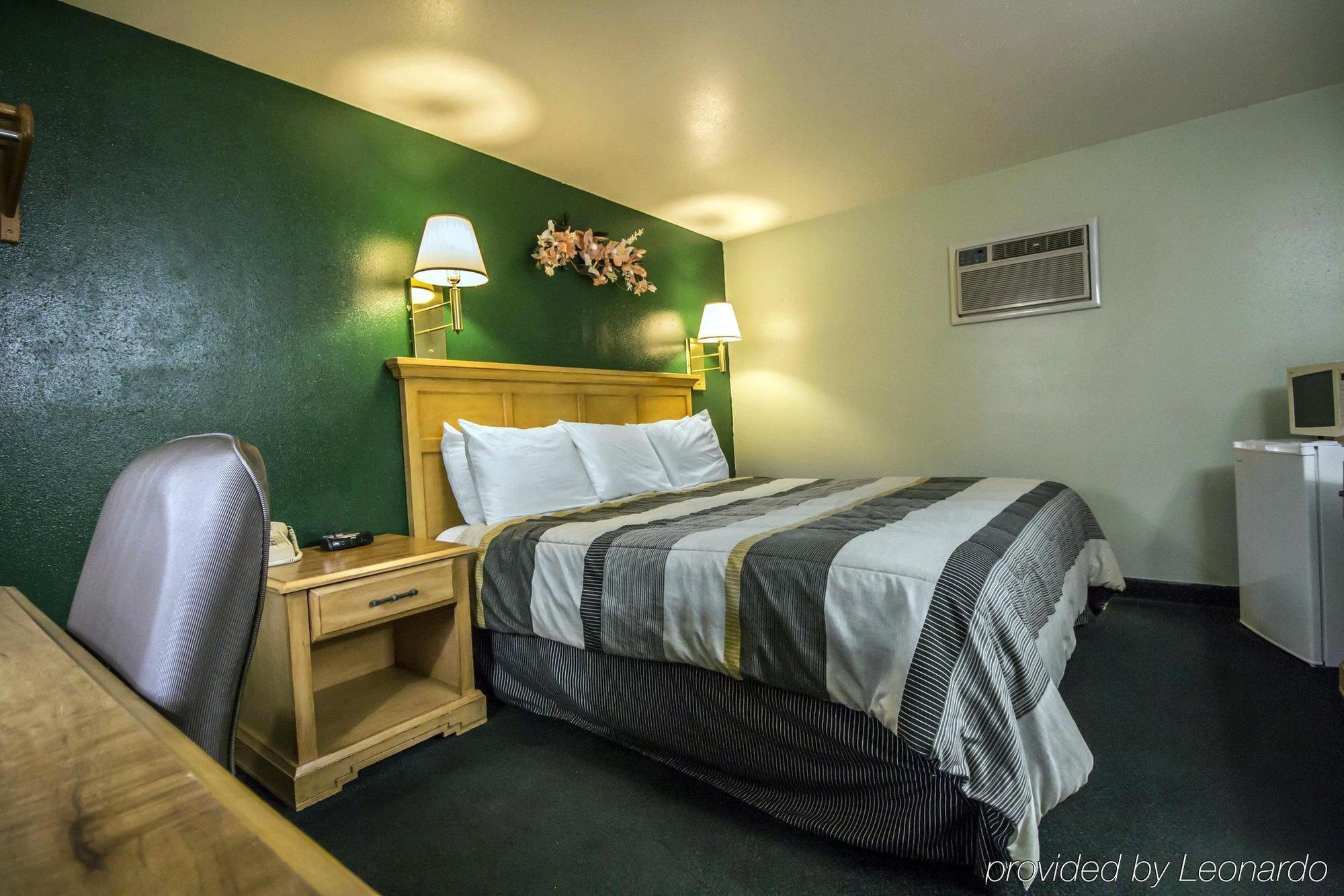 Rodeway Inn Buffalo Exteriér fotografie