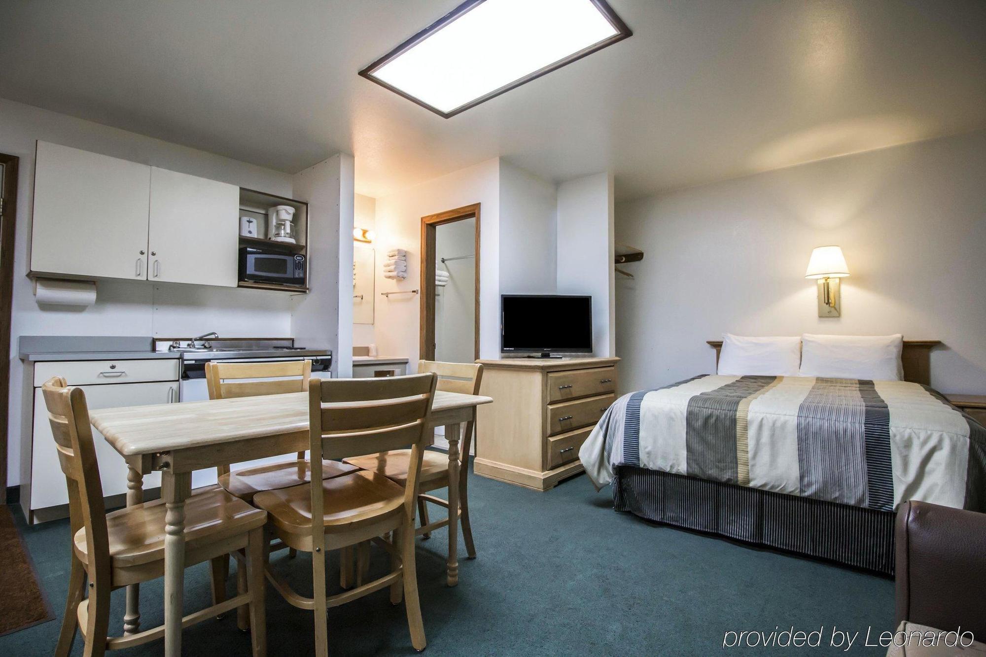 Rodeway Inn Buffalo Exteriér fotografie